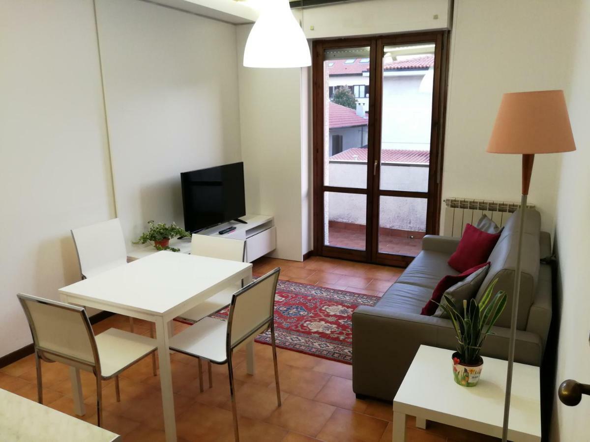 Carducci Apartment - The V Collection Turate Luaran gambar